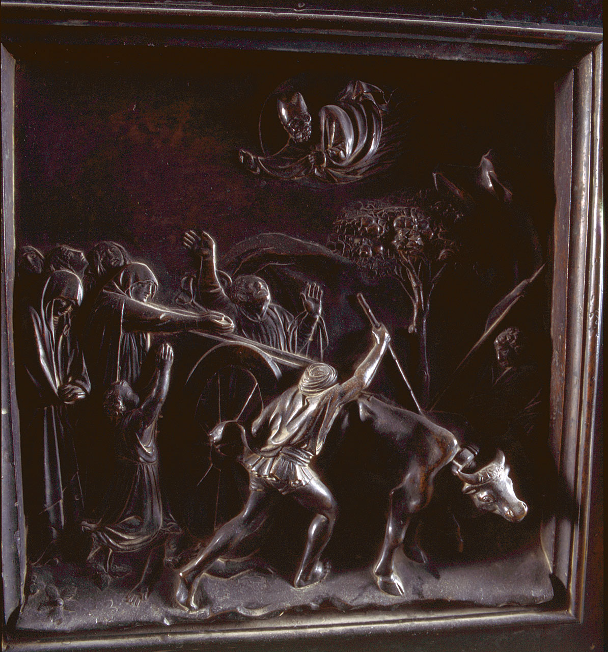 San Zanobi resuscita un uomo travolto da un carro di buoi (rilievo) di Ghiberti Lorenzo (sec. XV)