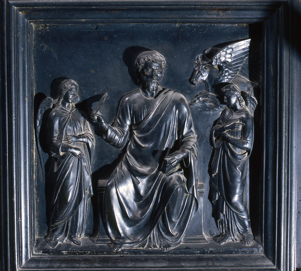 San Luca tra due angeli (formella) di Della Robbia Luca, Maso di Bartolommeo, Michelozzi Michelozzo, Domenico di Domenico da Prato, Giovanni di Bartolommeo, Bartolomeo di Fruosino (sec. XV)