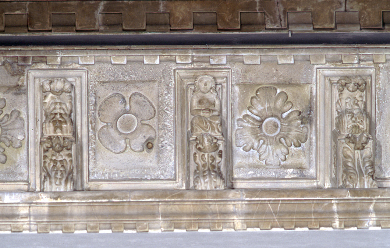 motivi decorativi vegetali e antropomorfi (cornicione) di Piero di Giovanni Tedesco (attribuito) - bottega toscana (secc. XIV/ XV)