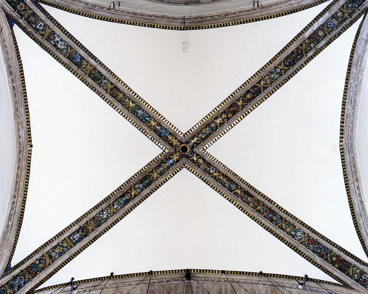 festoni (decorazione musiva) di Monte di Giovanni del Fora (secc. XV/ XVI)