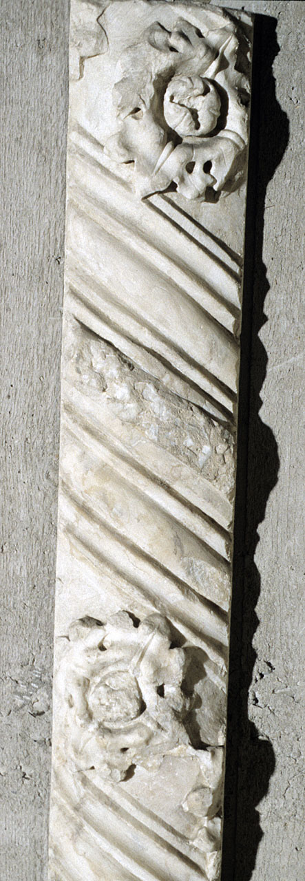 colonnina tortile, frammento di Arnolfo di Cambio (bottega) (secc. XIII/ XIV)