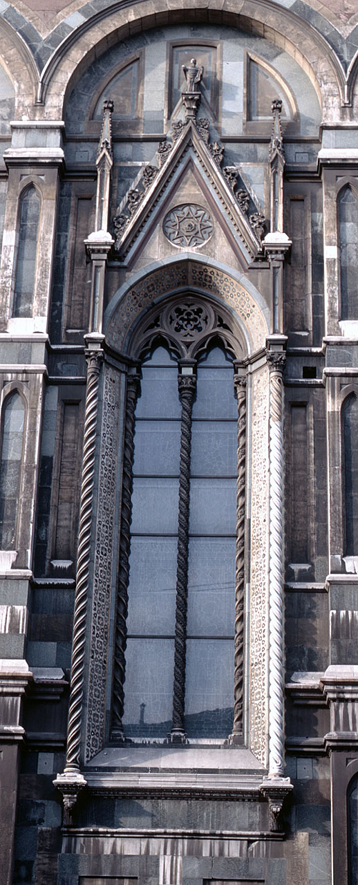 mostra di bifora - bottega fiorentina (secc. XIV/ XV)