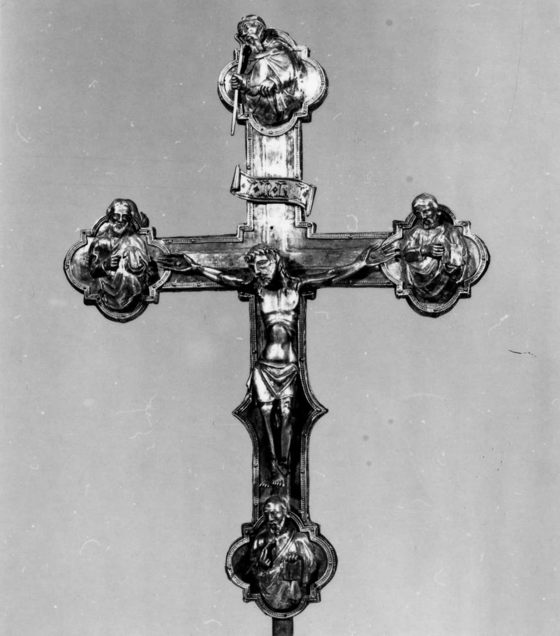 croce processionale - manifattura pistoiese (inizio, inizio sec. XIV, sec. XV)