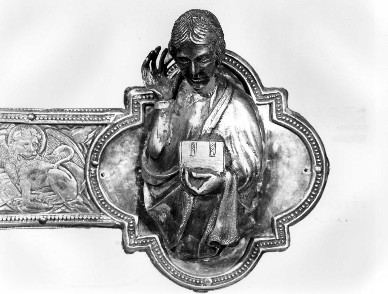 San Giovanni Evangelista (placchetta di croce processionale) - manifattura pistoiese (inizio, inizio sec. XIV, sec. XV)