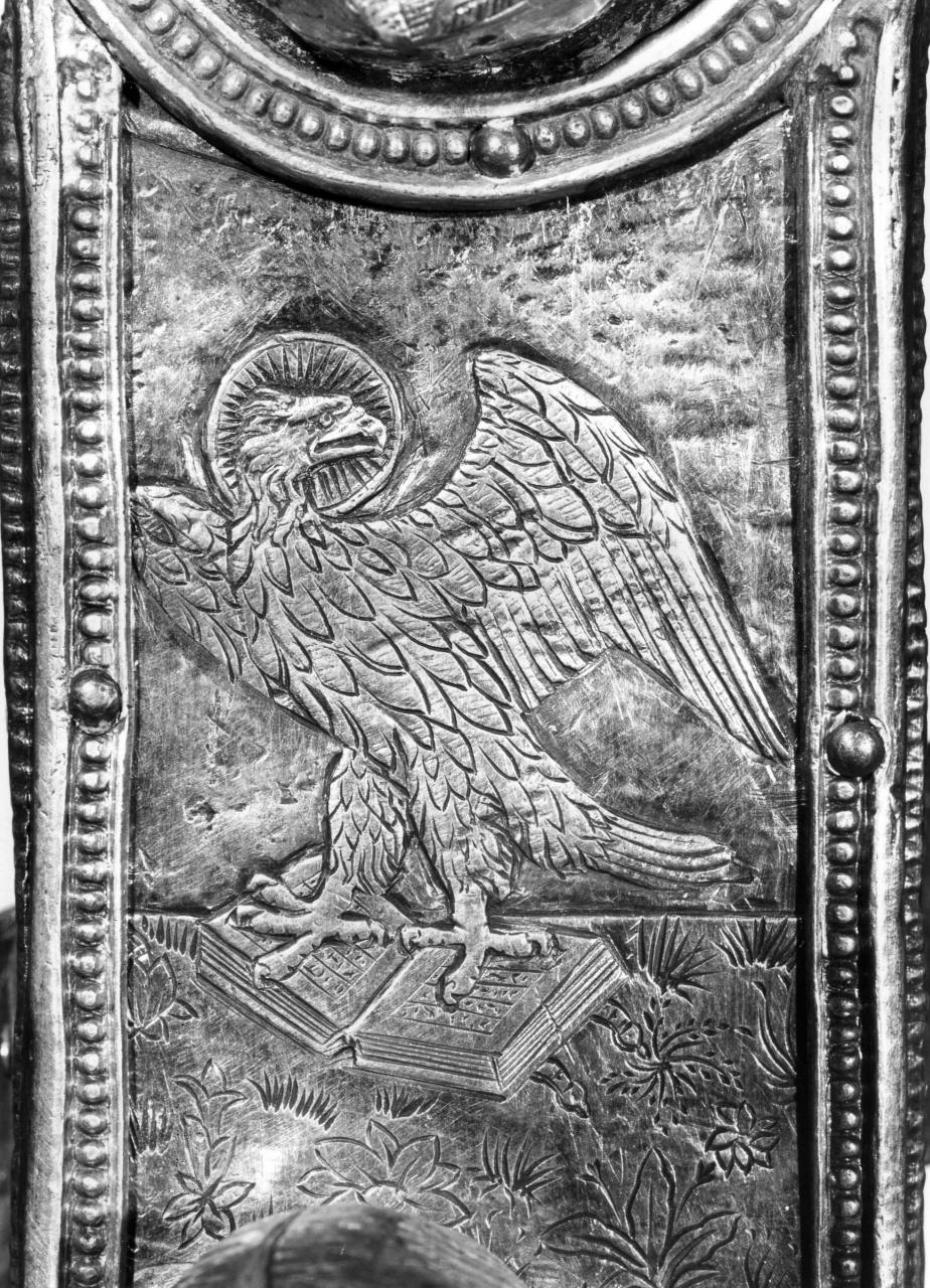 simbolo di San Giovanni Evangelista: aquila (decorazione a incisione) - manifattura pistoiese (inizio, inizio sec. XIV, sec. XV)