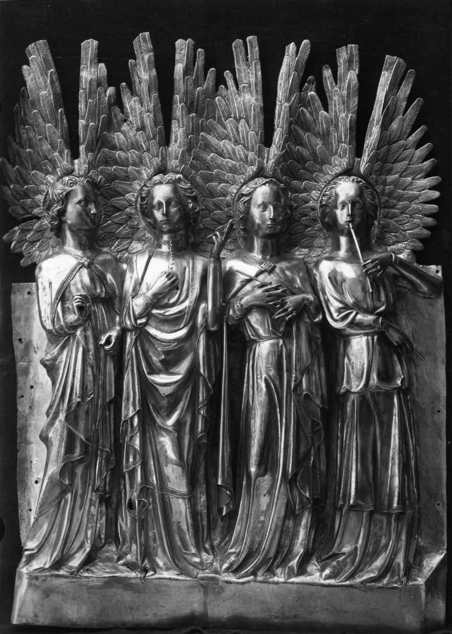 cori angelici (rilievo, elemento d'insieme) di Buti Onofrio, Braccini Andrea di Pietro, Giovanni di Bartolomeo Cristiani detto Giovanni da Pistoia (ultimo quarto sec. XIII, sec. XIV, sec. XV)