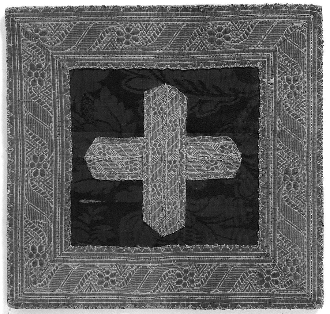 borsa del corporale, elemento d'insieme - manifattura italiana (seconda metà sec. XIX)