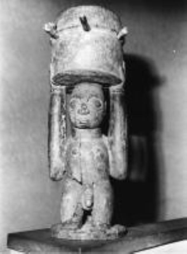 figura maschile con tamburo (statua) - ambito Africa settentrionale (sec. XIX)