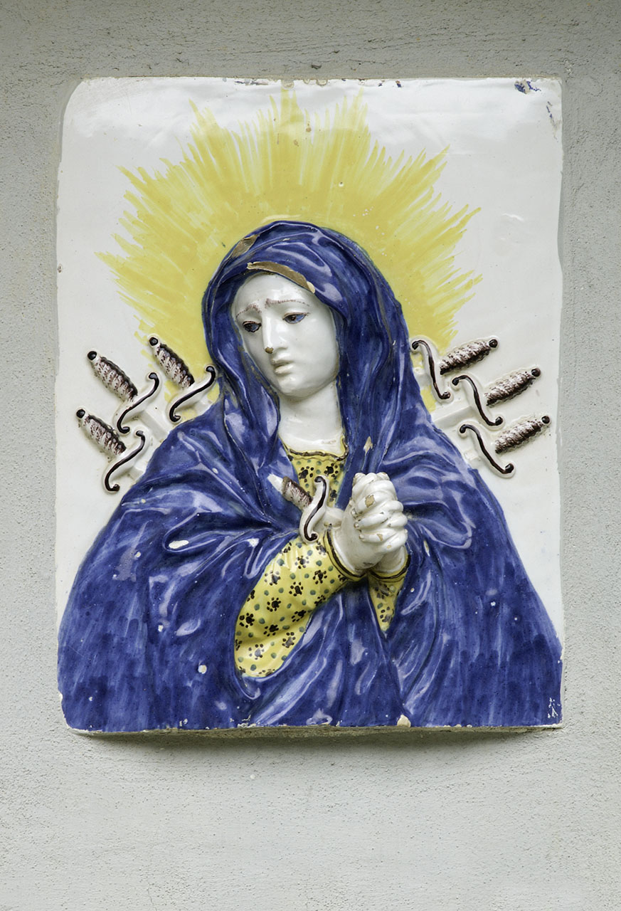 Madonna dei Sette Dolori, Madonna trafitta da sette spade (rilievo) - manifattura di Doccia (sec. XIX)