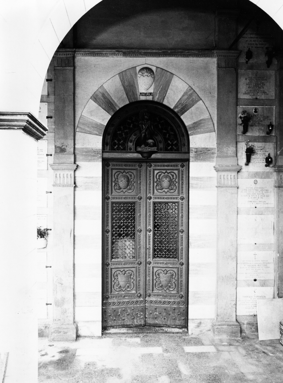 portale di Morini Francesco (sec. XX)
