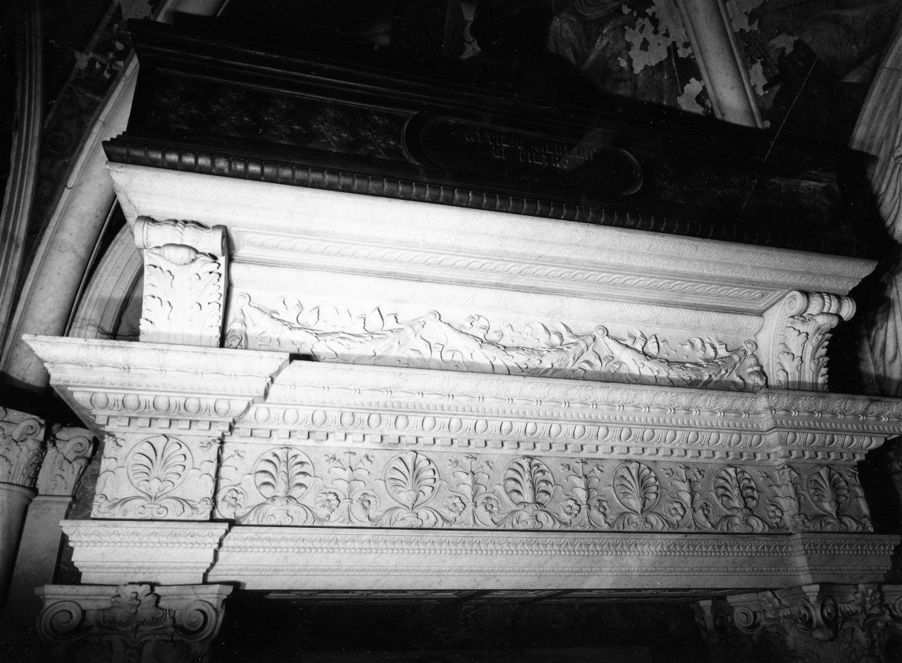sarcofago - a cassa, serie di Vignali Cusmano (sec. XX)