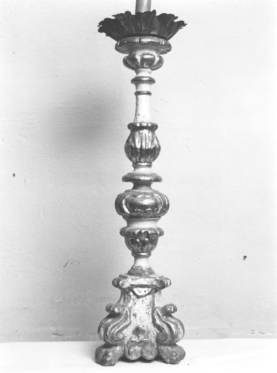 candeliere d'altare, serie - bottega toscana (sec. XVIII)