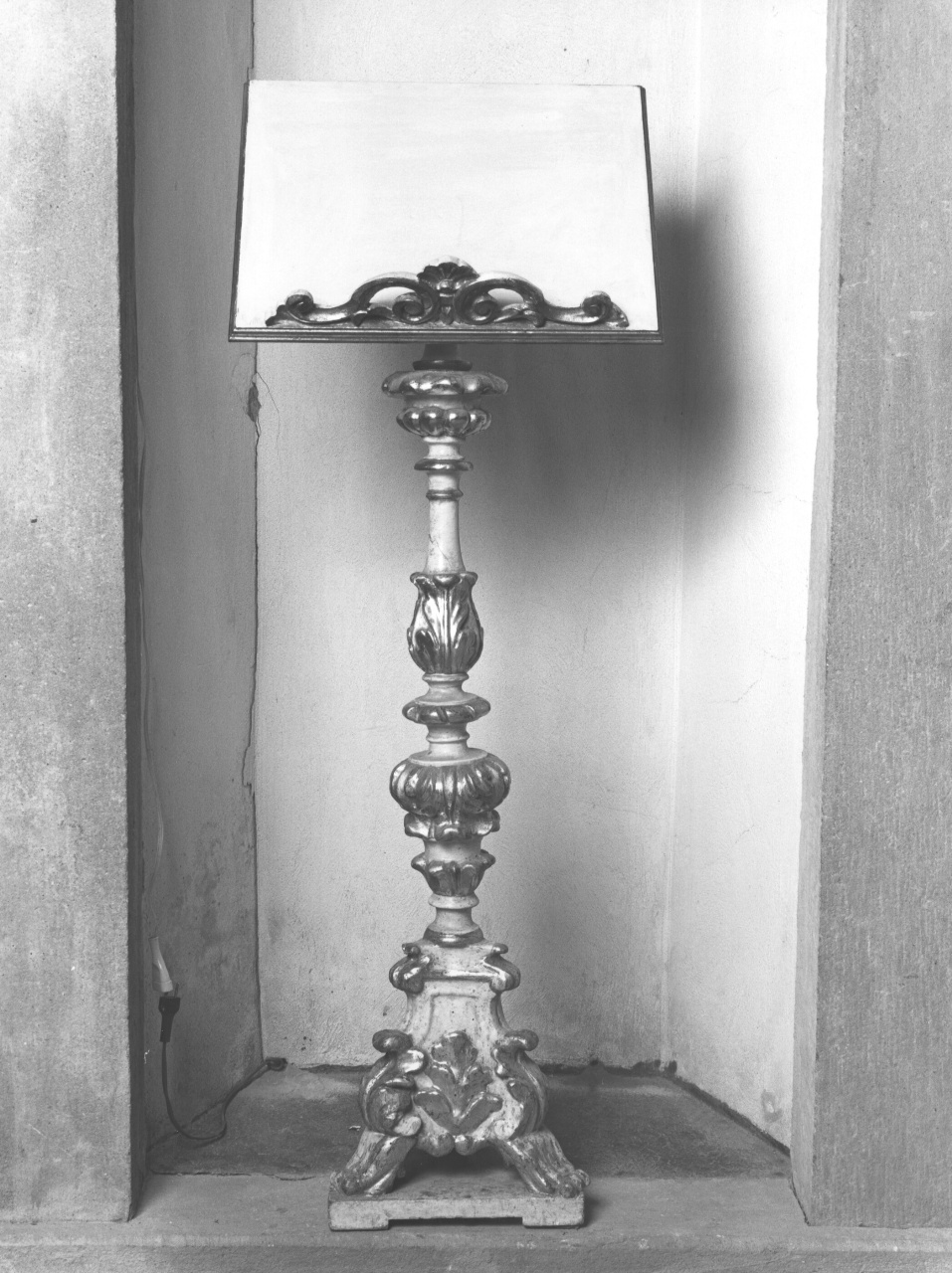 leggio a piede - bottega toscana (seconda metà, prima metà sec. XVIII, sec. XX)