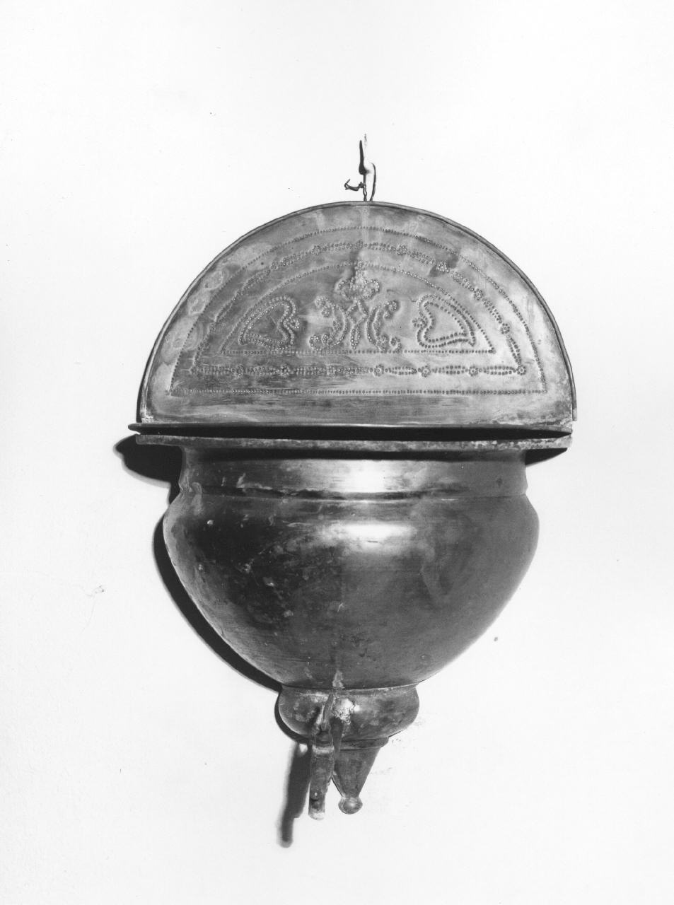 acquasantiera da parete - bottega toscana (sec. XVIII)