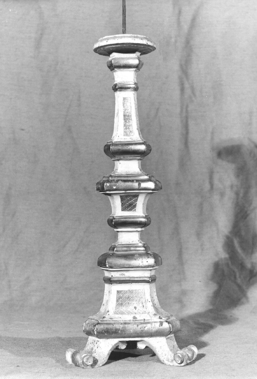 candeliere d'altare, serie - bottega toscana (seconda metà sec. XVIII)