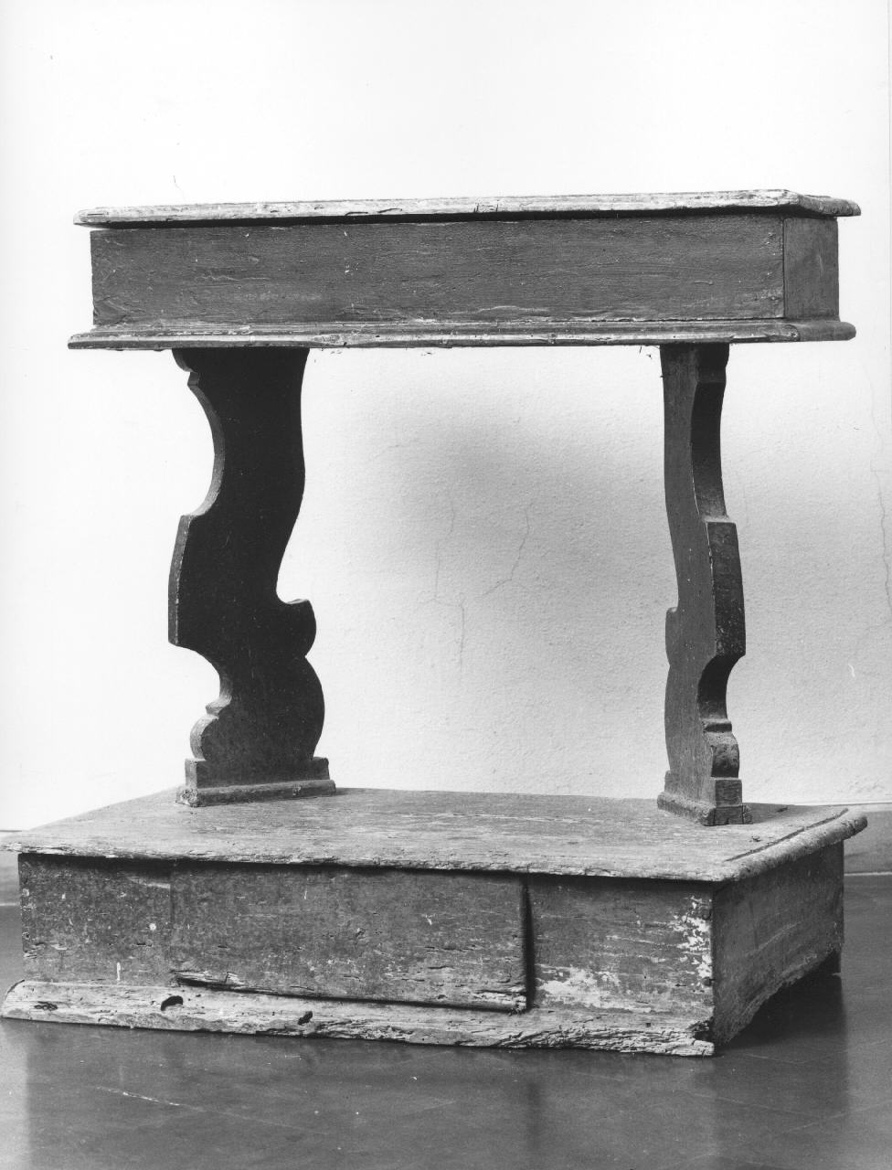 inginocchiatoio - a montanti sagomati - bottega toscana (sec. XIX)