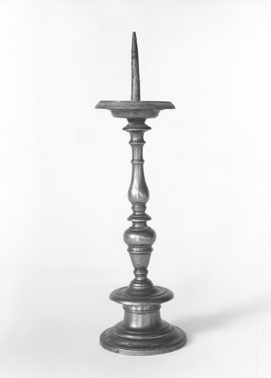 candeliere d'altare - bottega toscana (fine/inizio secc. XVII/ XVIII)