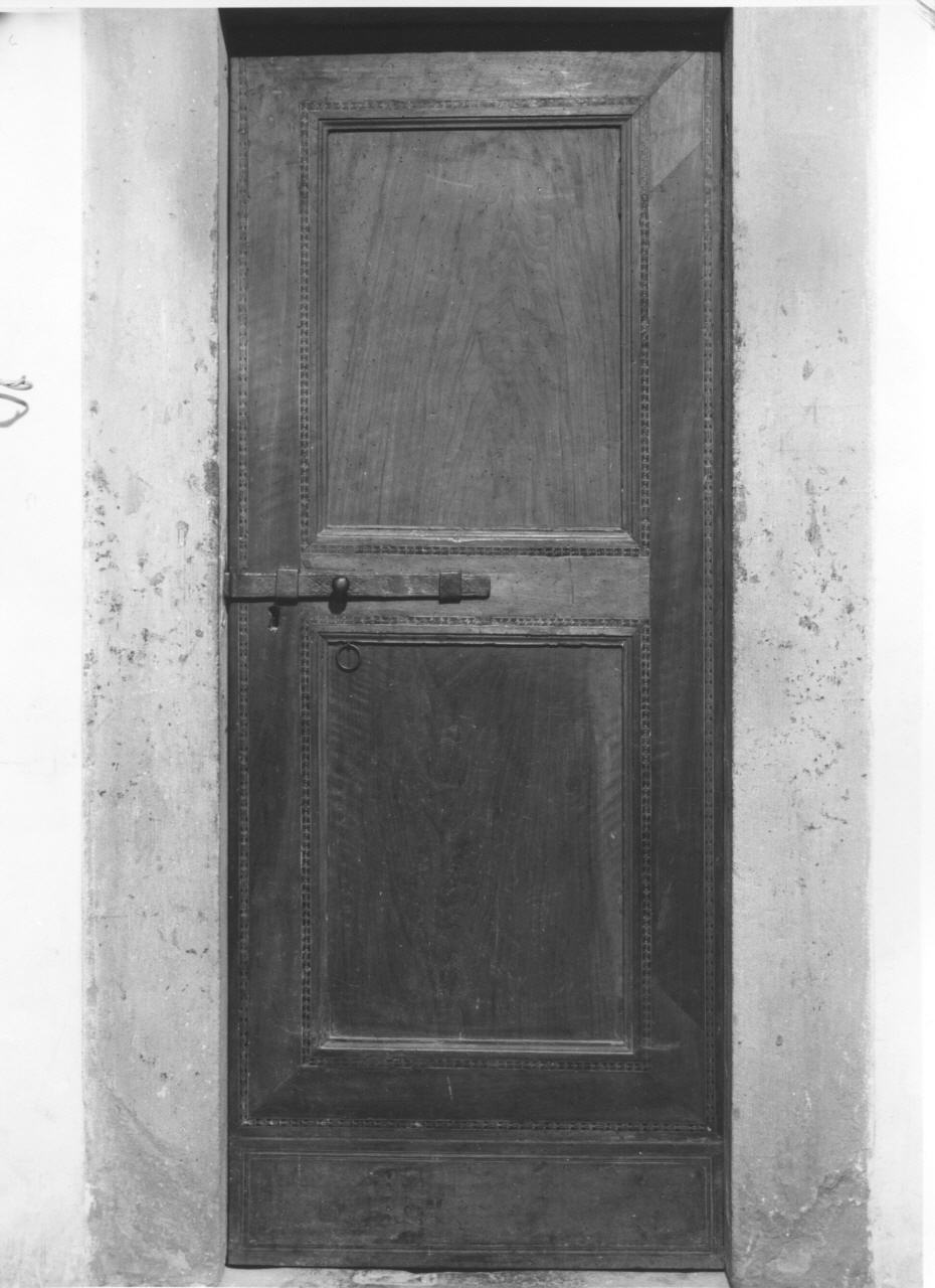 porta - ad un battente - bottega toscana (sec. XV)