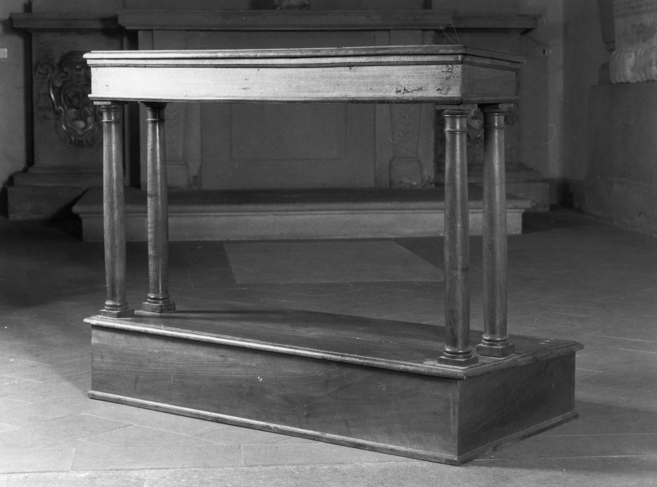 inginocchiatoio, serie - produzione fiorentina (sec. XX)