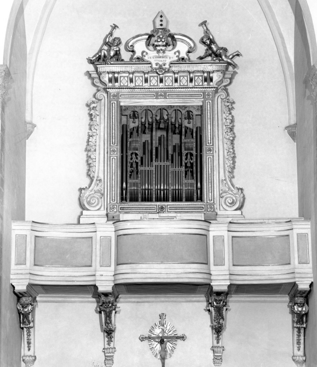 Angeli con motivi decorativi ed emblema di San Nicola di Bari (cassa d'organo) - ambito fiorentino (sec. XVIII)
