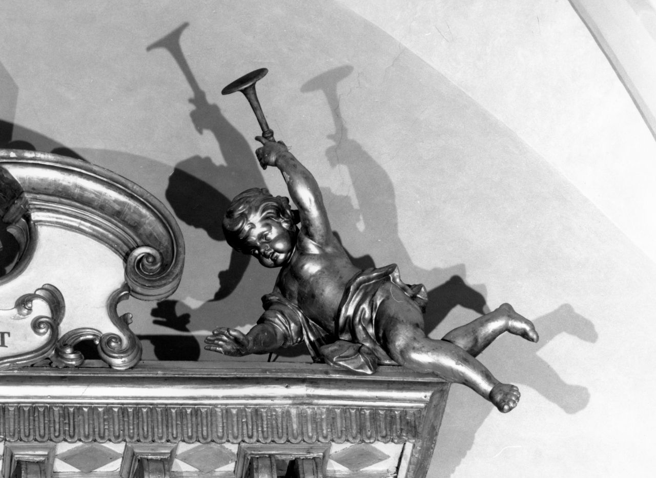 Angelo musicante con tuba (statuetta, serie) - ambito fiorentino (sec. XVIII)