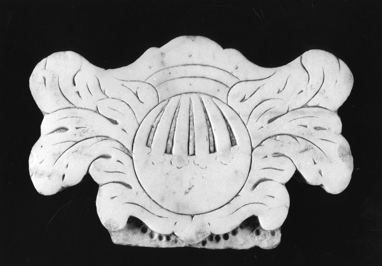 lapide tombale - produzione fiorentina (fine/inizio secc. XVI/ XVII)