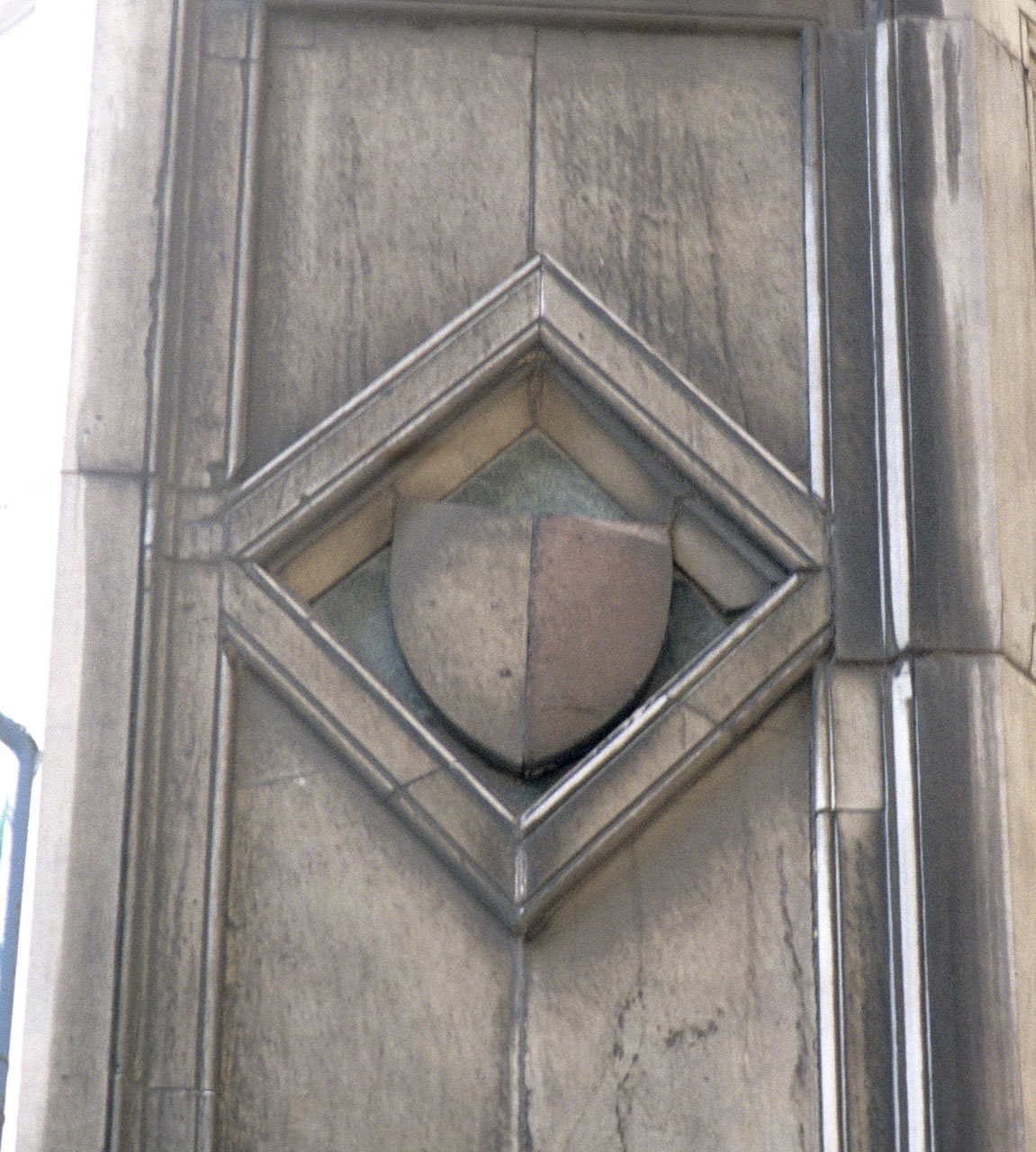 stemma della città di Firenze (rilievo) - bottega fiorentina (sec. XIV)