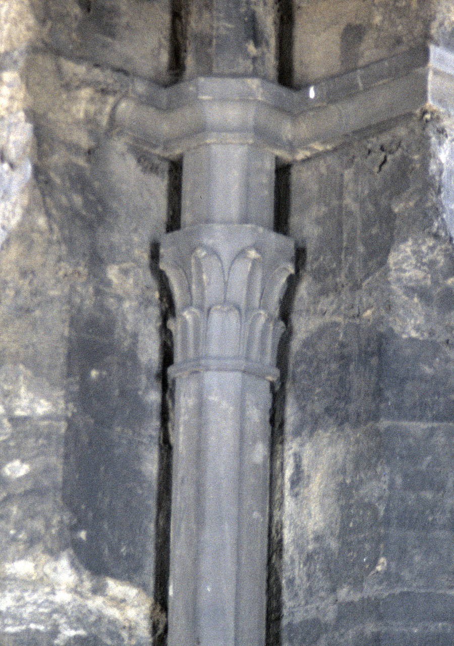 capitello di pilastro, serie di Talenti Francesco (sec. XIV)