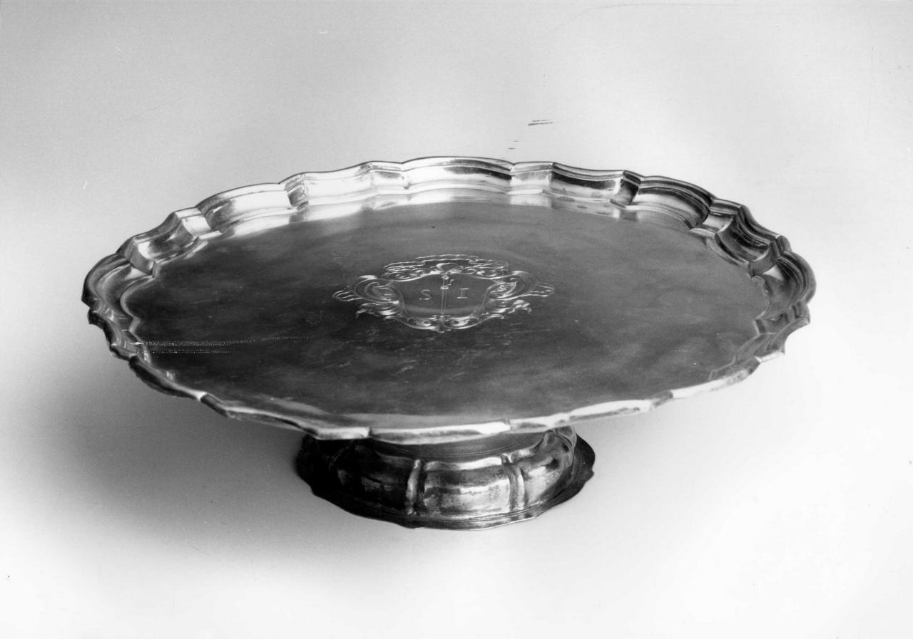 alzata, serie - bottega fiorentina (terzo quarto sec. XVIII)