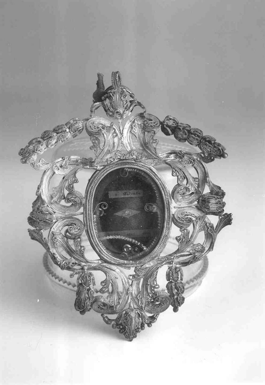 reliquiario a capsula - a medaglione - bottega genovese (?) (sec. XVIII)