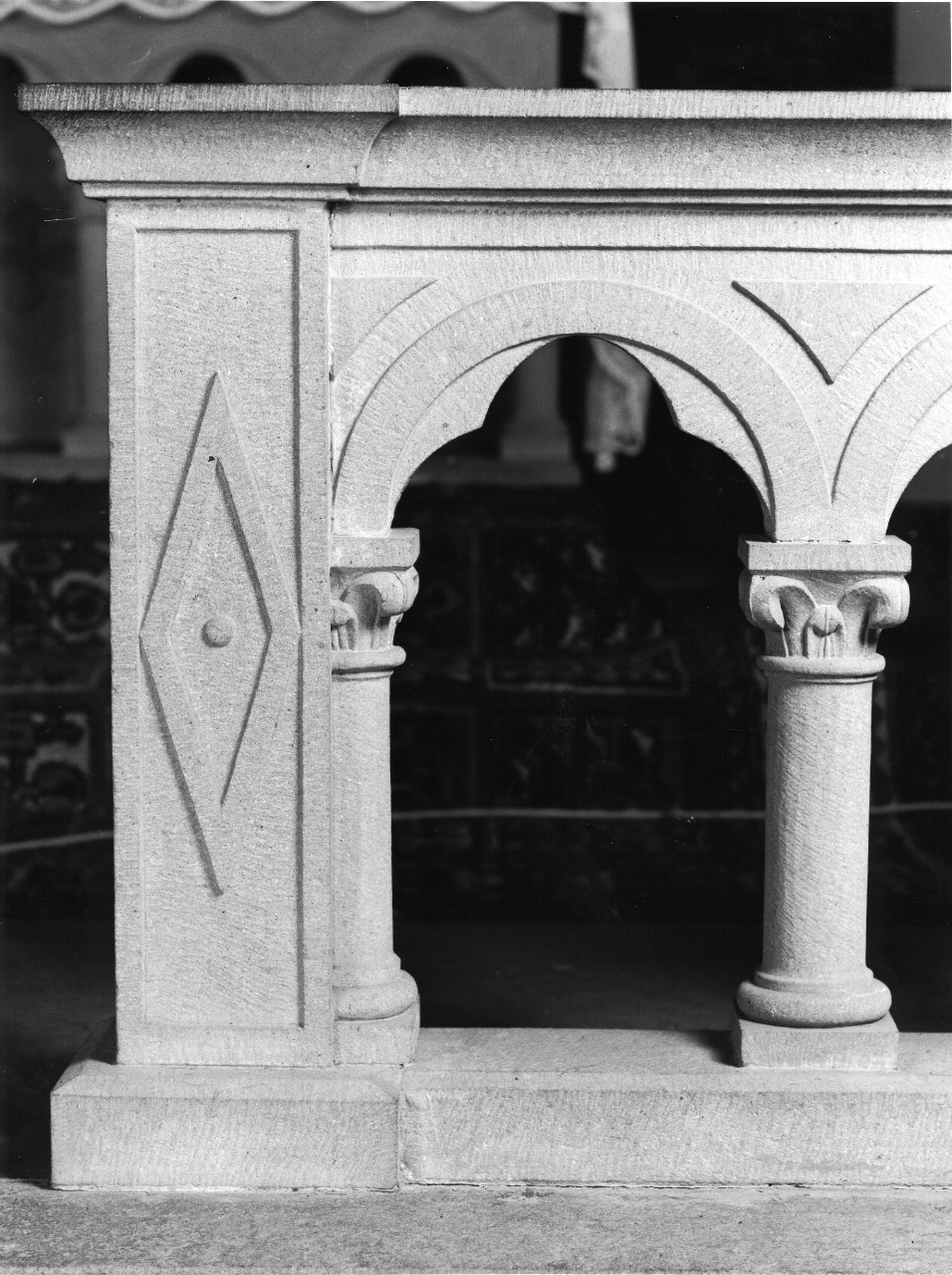 balaustrata - produzione toscana (sec. XX)