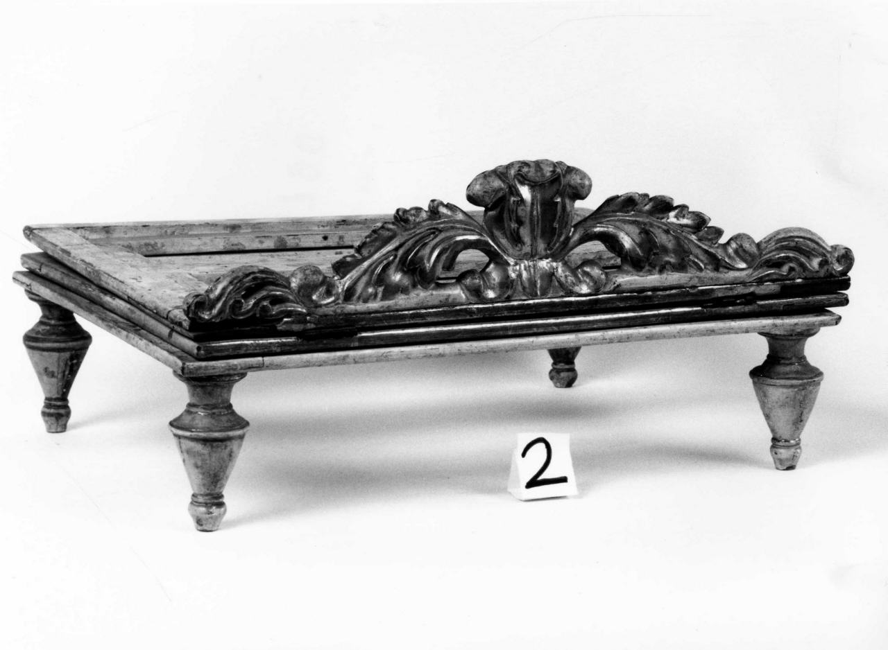 leggio d'altare - produzione fiorentina (ultimo quarto sec. XVIII)