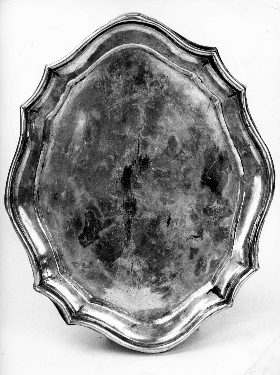 vassoio - bottega fiorentina (?) (seconda metà sec. XVIII)