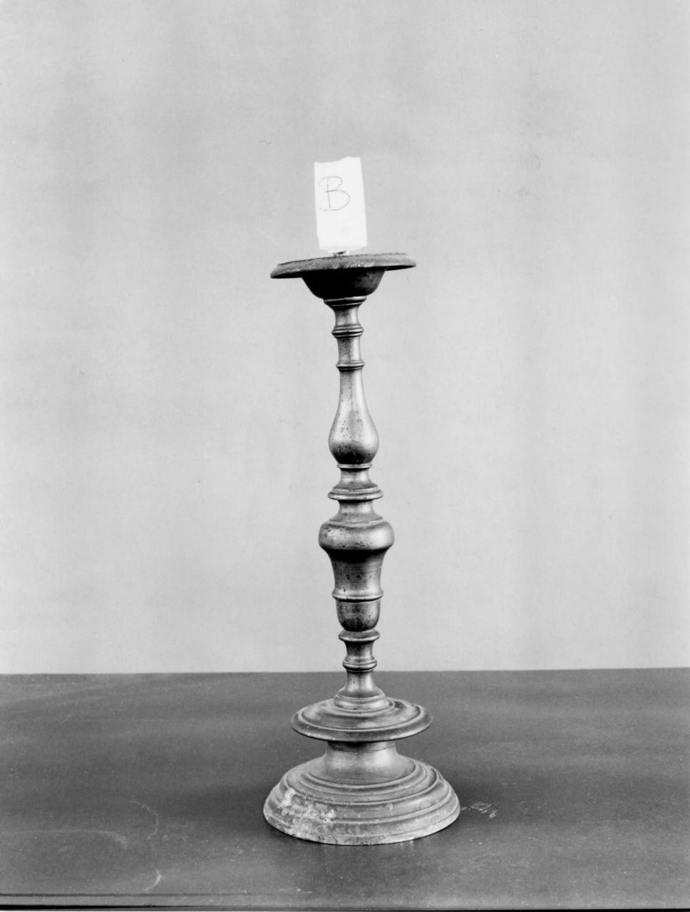 candeliere, serie - bottega toscana (sec. XVIII)