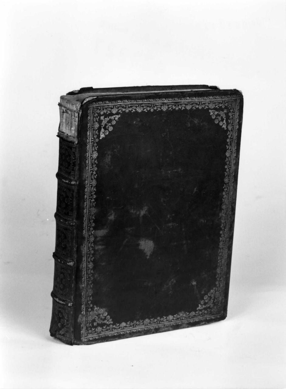 coperta di libro liturgico - manifattura italiana (sec. XVIII)