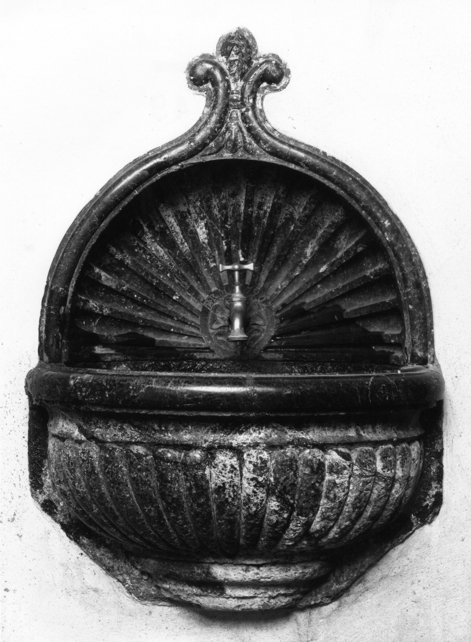 lavabo da sacrestia - bottega toscana (primo quarto sec. XX)