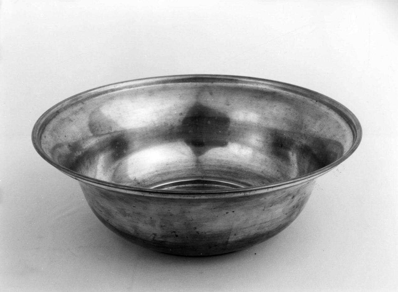 bacile - bottega toscana (prima metà sec. XIX)