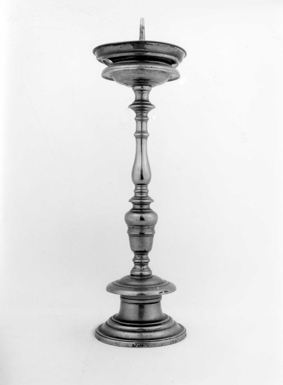 candeliere, serie - bottega toscana (seconda metà sec. XVII)