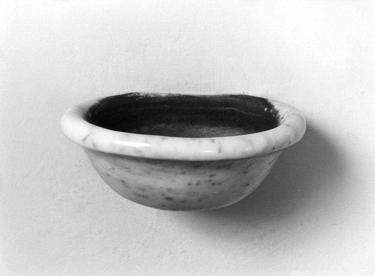 acquasantiera da parete, serie - produzione toscana (seconda metà sec. XIX)