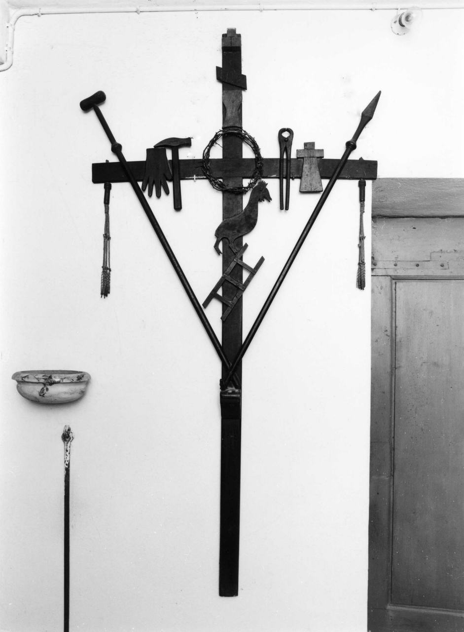 croce penitenziale - produzione toscana (sec. XIX)