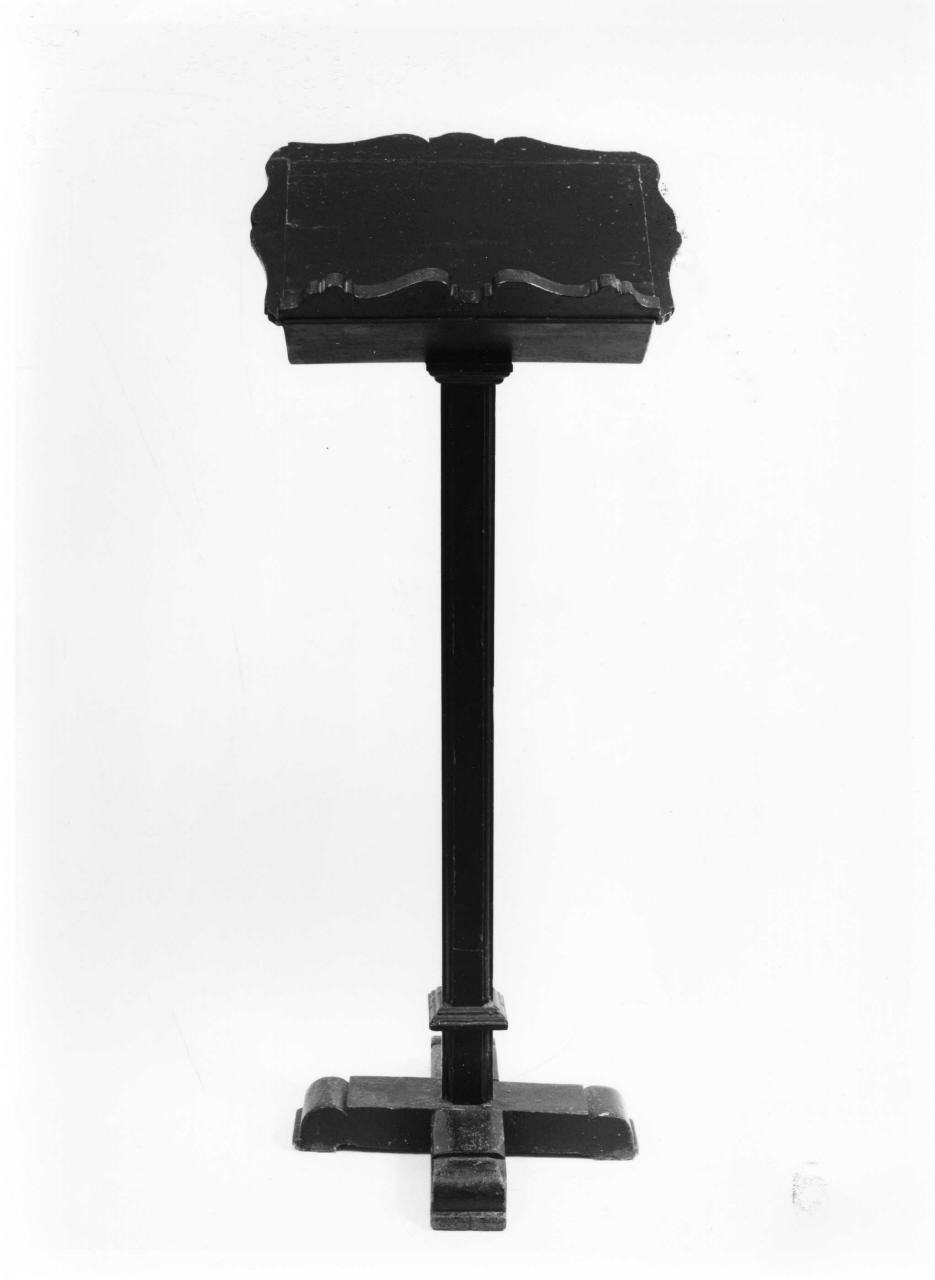 leggio - produzione toscana (sec. XIX)