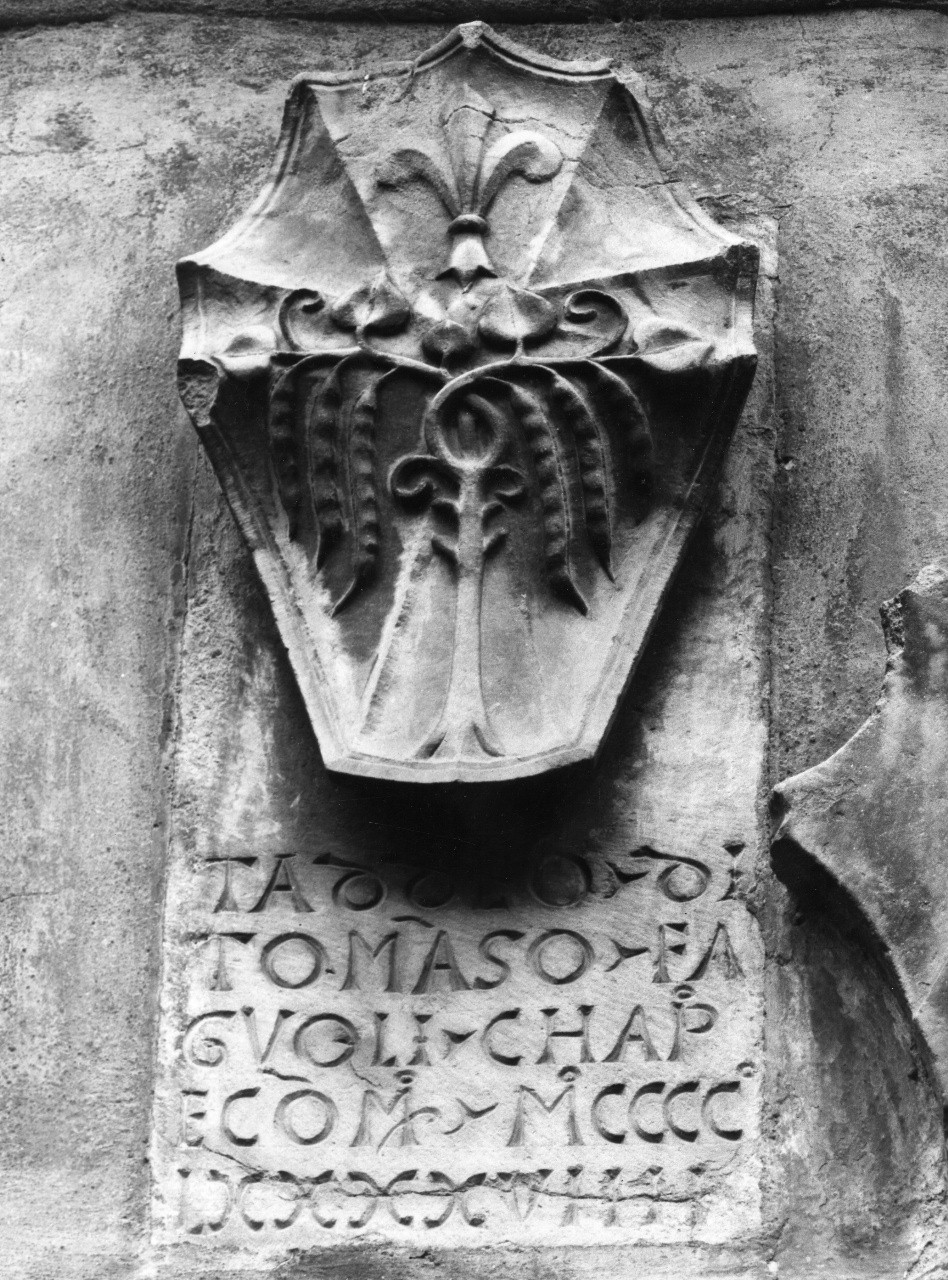 stemma gentilizio della famiglia Fagiuoli (rilievo) - manifattura toscana (sec. XV)