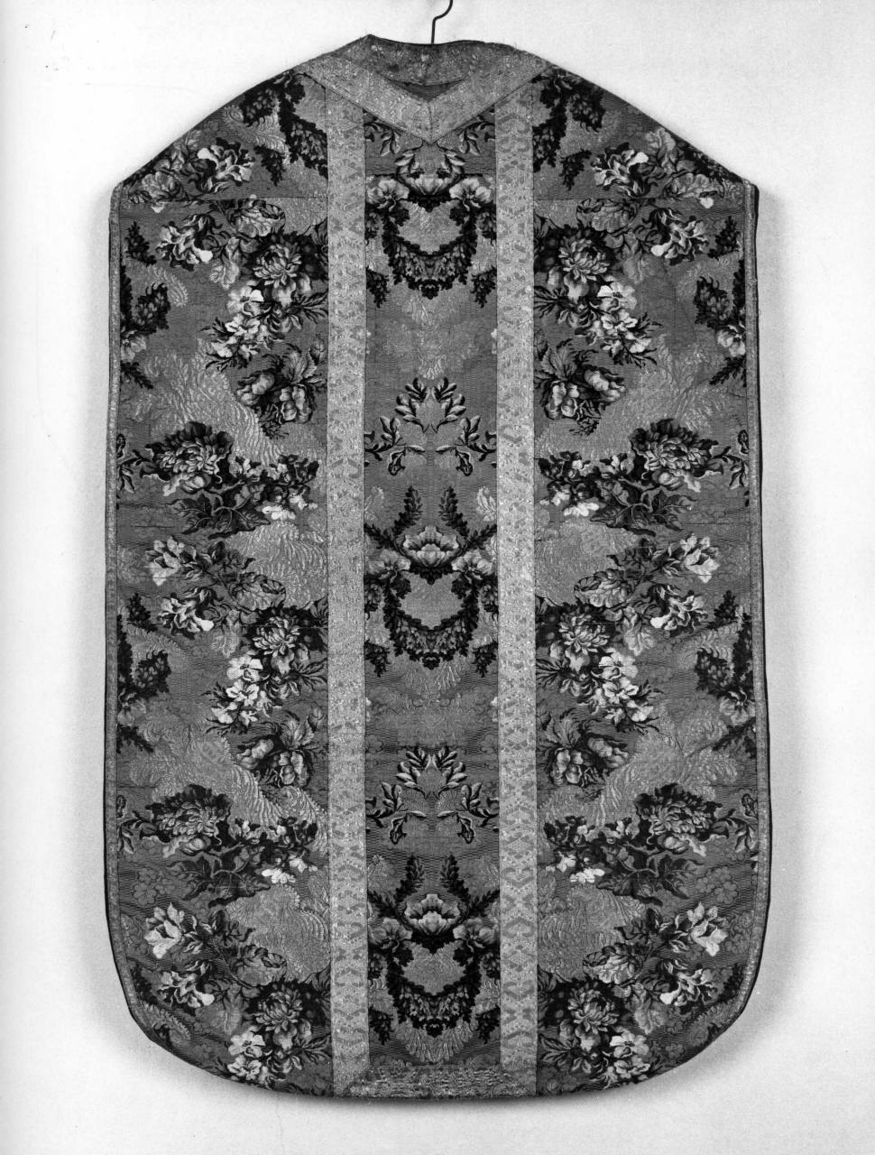 paramento liturgico - manifattura italiana (inizio sec. XVIII)