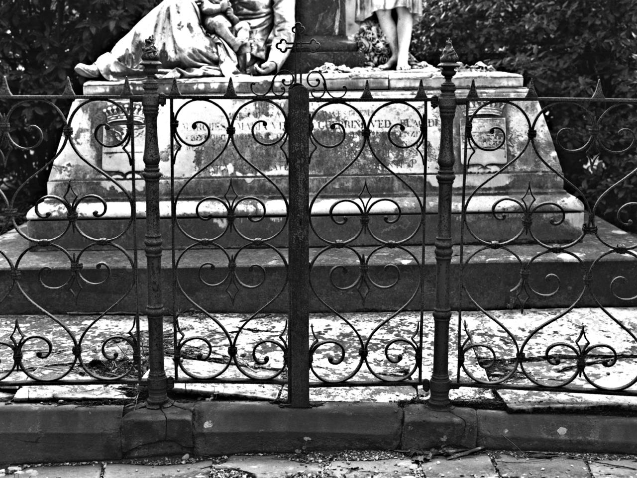 cancellata - manifattura fiorentina (sec. XIX)