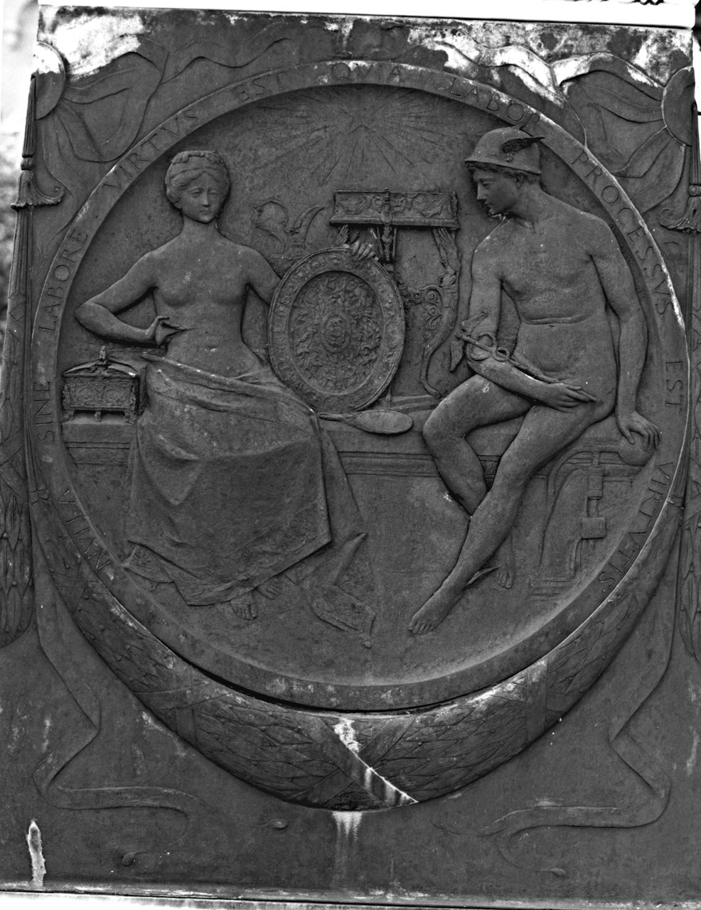 allegoria delle arti applicate (rilievo) di Petrilli Aristide (sec. XIX)