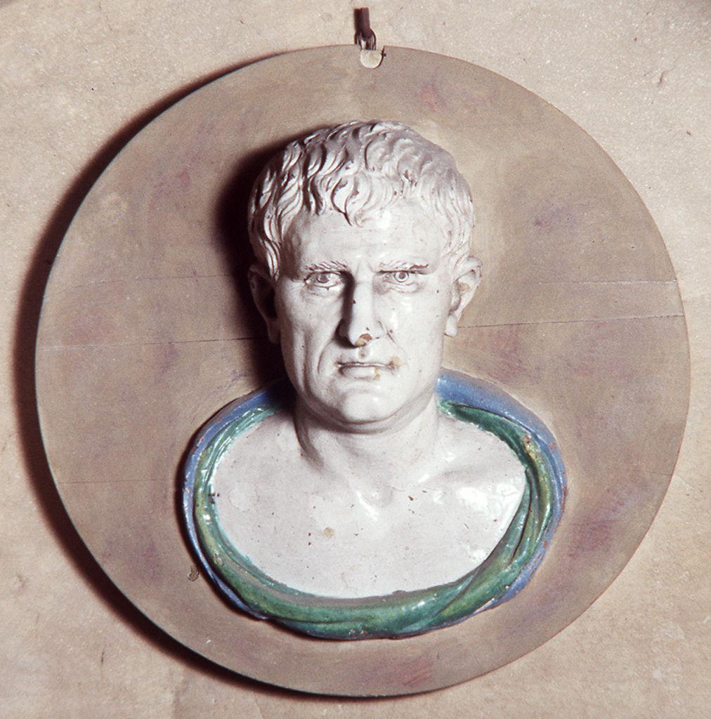 busto di imperatore romano (rilievo) di Buglioni Benedetto (bottega) (primo quarto sec. XVI)
