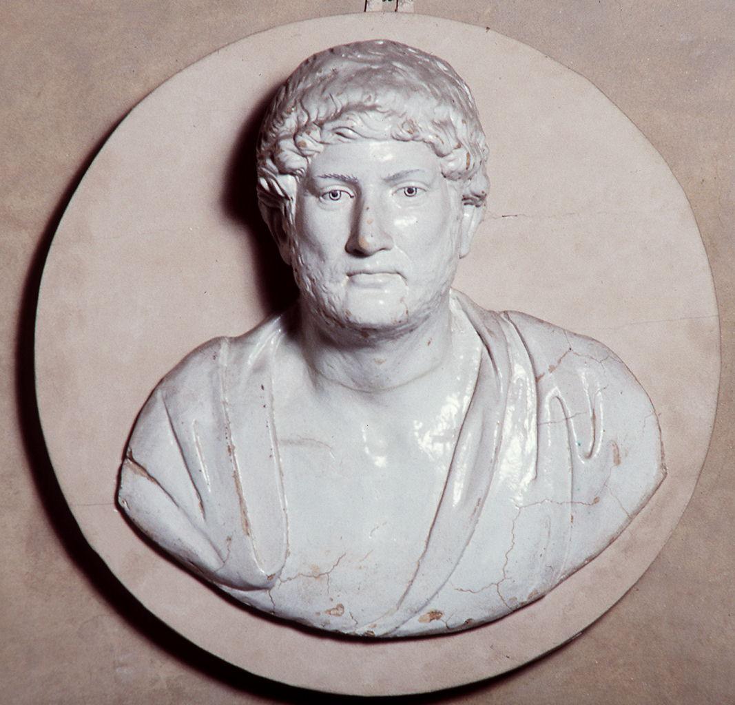 busto dell'imperatore Adriano (rilievo) di Buglioni Benedetto (bottega) (primo quarto sec. XVI)