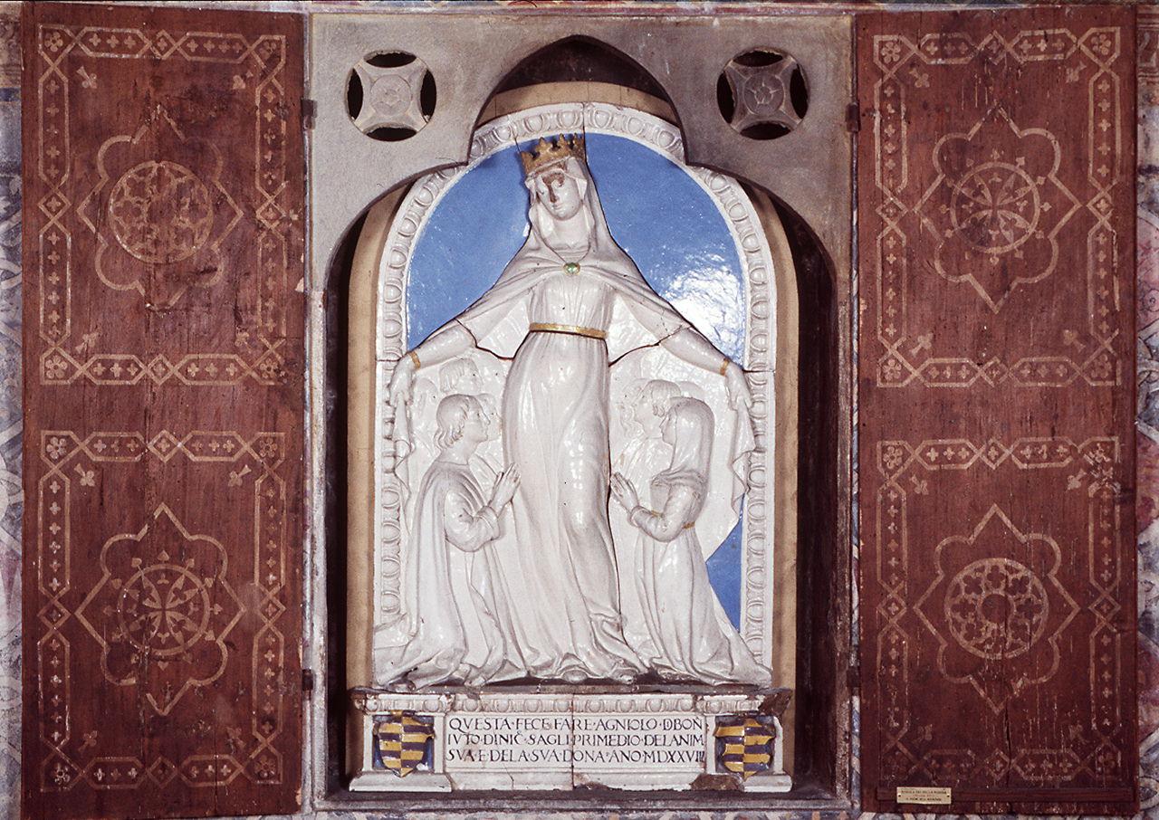 stemmi gentilizi e motivi decorativi vegetali e zoomorfi (anta di armadietto, serie) - manifattura toscana (sec. XV, sec. XX)