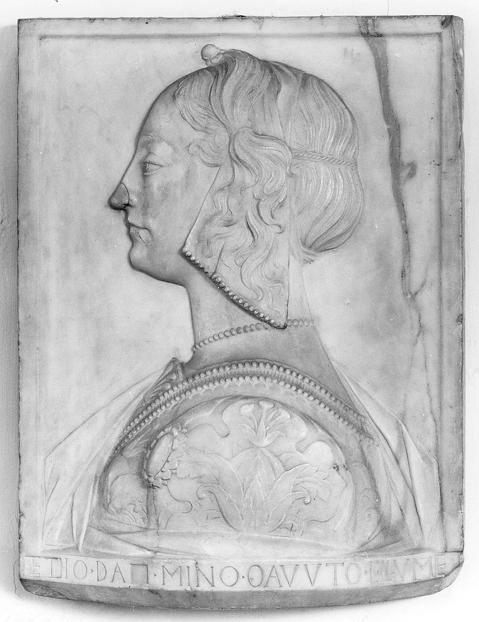 ritratto di donna (rilievo) di Mino da Fiesole (sec. XV)