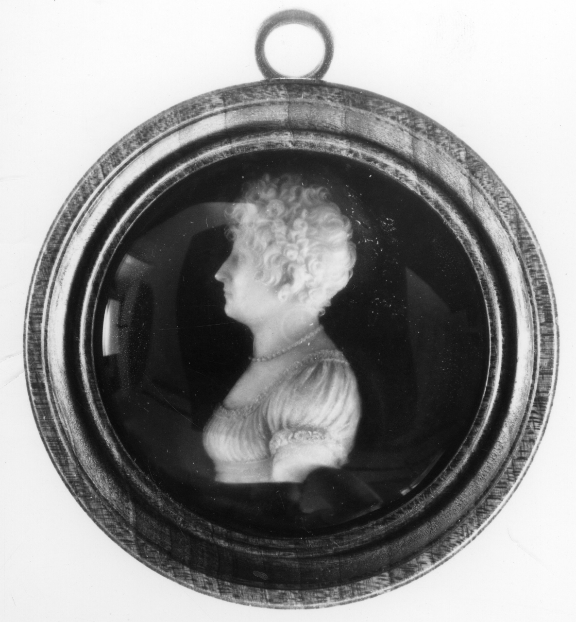 busto femminile (rilievo) di Santarelli Giovanni Antonio (primo quarto sec. XIX)